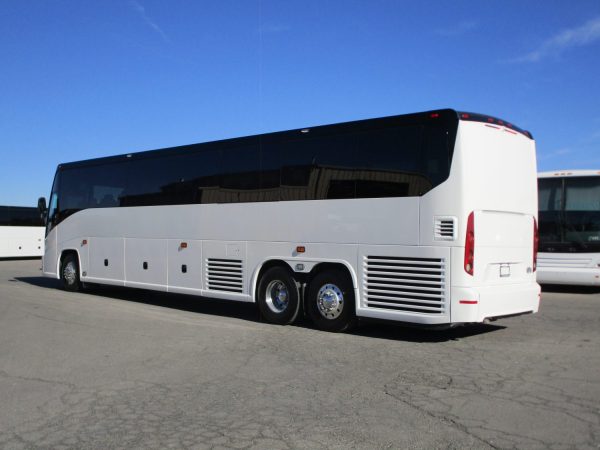2018 MCI J4500 Lift Equipped Highway Coach C68708 - Image 5