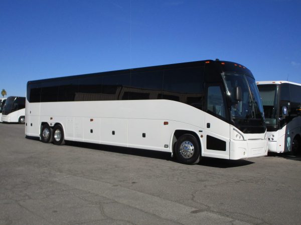 2018 MCI J4500 Lift Equipped Highway Coach C68708