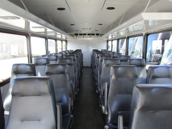2016 Glaval Bus Legacy Shuttle Bus SL6401 - Image 9