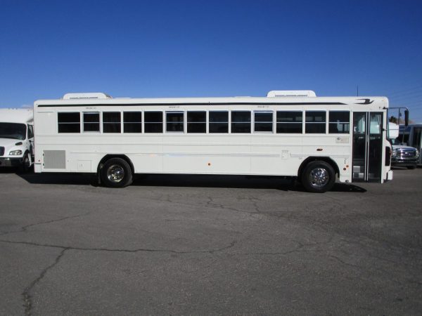 2011 Blue Bird All American Commercial Bus B78016 - Image 4