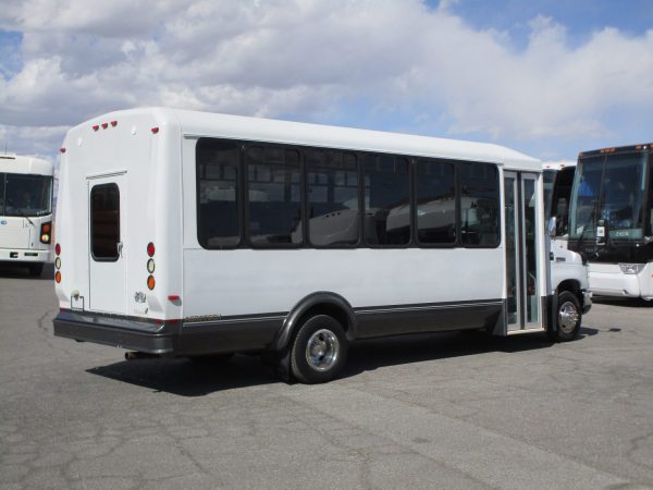 2013 ElDorado Aerotech Shuttle Bus S12694 - Image 7