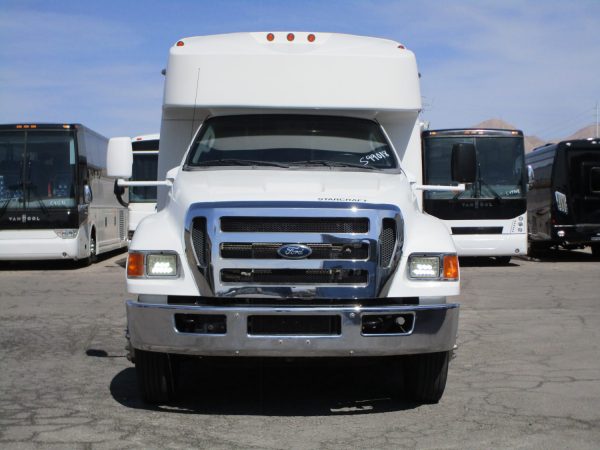 2015 Starcraft XLT Shuttle Bus S99018 - Image 2