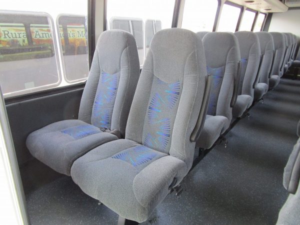 2015 Starcraft XLT Shuttle Bus S99018 - Image 8