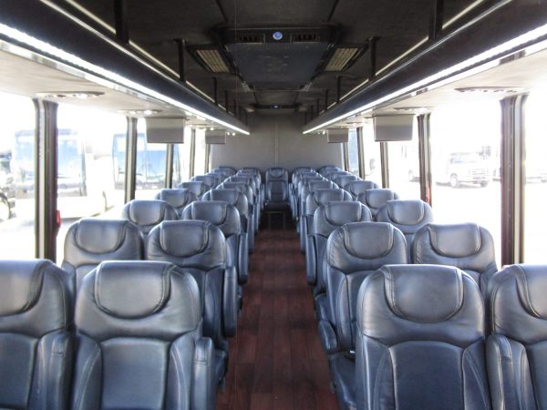 2015 Federal Luxury Shuttle SR1886 - Image 9