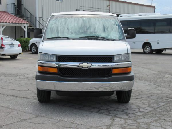 2004 Chevrolet Express 3500 LS Extended Van S96287 - Image 2
