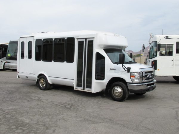 2017 ElDorado Aerotech Lift Equipped Shuttle Bus S37316