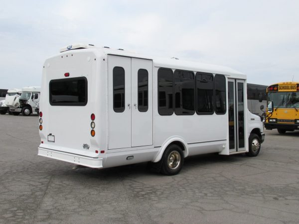 2017 ElDorado Aerotech Lift Equipped Shuttle Bus S37316 - Image 7