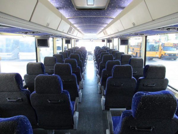 2006 MCI D4505 Highway Coach C57070 - Image 10