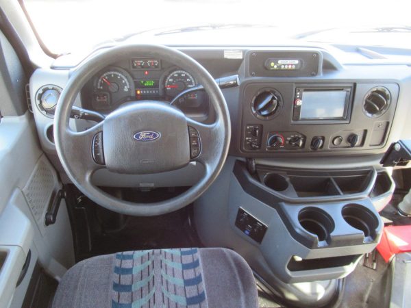 2016 Starcraft Allstar Lift Equipped Shuttle Bus S05415 - Image 11