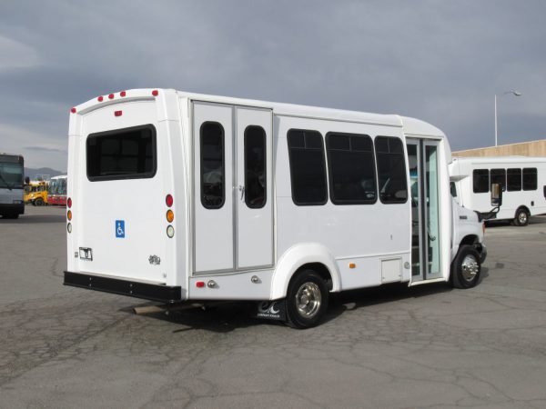 2007 Elkhart Coach ECII Lift Equipped Shuttle S36712 - Image 7