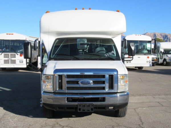 2008 Starcraft Allstar Lift Equipped Shuttle Bus S57219 - Image 2