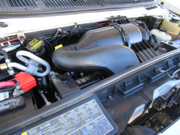 2008 Starcraft Allstar Lift Equipped Shuttle Bus S57219 - Image 12