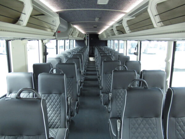 2009 MCI D4500 Lift Equipped Commuter Coach C58833 - Image 9