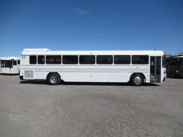 2010 Blue Bird All American Commercial Bus B67480 - Image 4