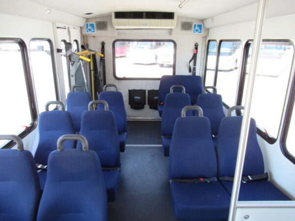 2012 Starcraft Allstar Lift Equipped Shuttle Bus S21717 - Image 9