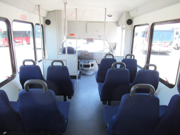 2012 Starcraft Allstar Lift Equipped Shuttle Bus S21717 - Image 10