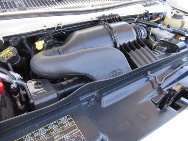 2012 Starcraft Allstar Lift Equipped Shuttle Bus S21717 - Image 12