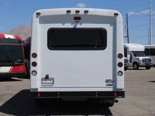2010 Glaval Lift Equipped Shuttle S79014 - Image 6