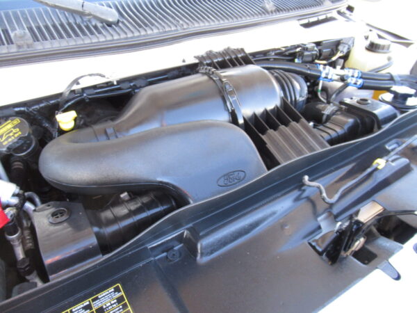2011 Starcraft Allstar Lift Equipped Shuttle Bus S26842 - Image 12