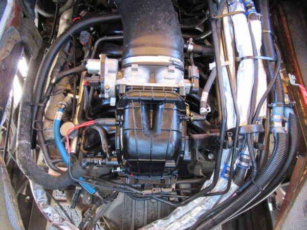 2008 Supreme Lift Equipped Trolley Bus S04697 - Image 13