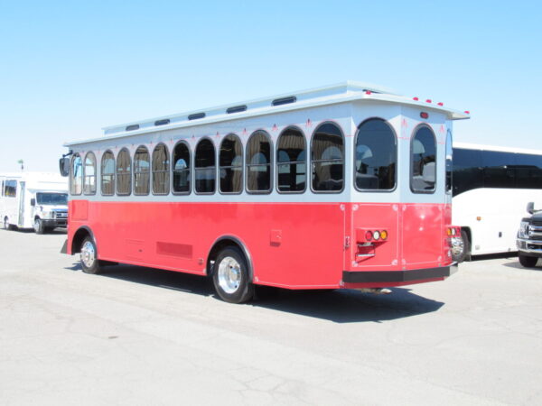 2008 Supreme Lift Equipped Trolley Bus S04697 - Image 5
