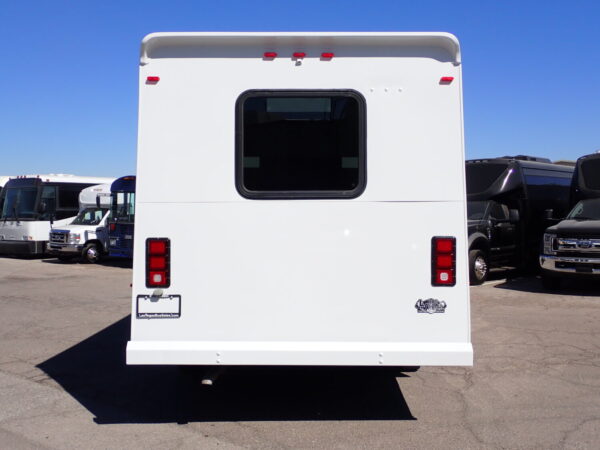 2012 ElDorado Advantage Lift Equipped Shuttle Bus S18911 - Image 6