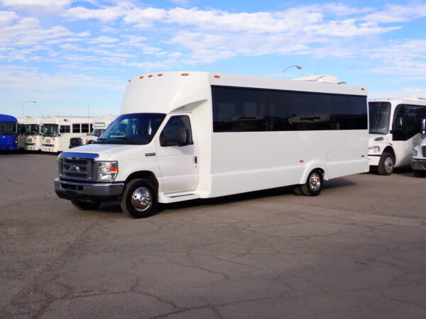 2016 Tiffany Coachworks Shuttle Bus S36543 - Image 3