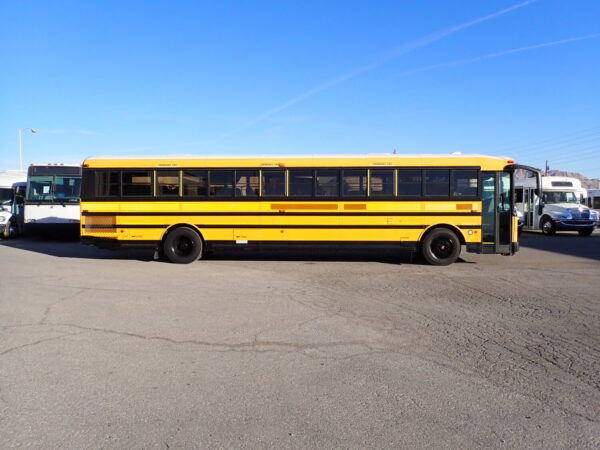 2009 Thomas Saf-T-Liner HDX School Bus B18390 - Image 4