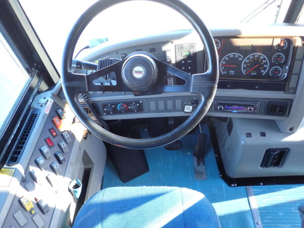 2009 Thomas Saf-T-Liner HDX School Bus B18390 - Image 11
