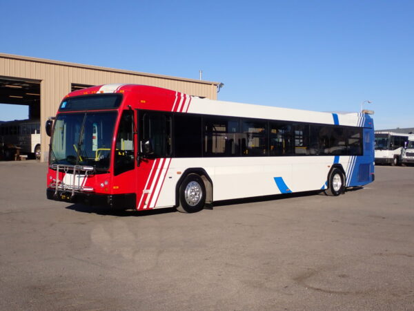 2010 Gillig Transit Wheelchair Bus T76447 - Image 3