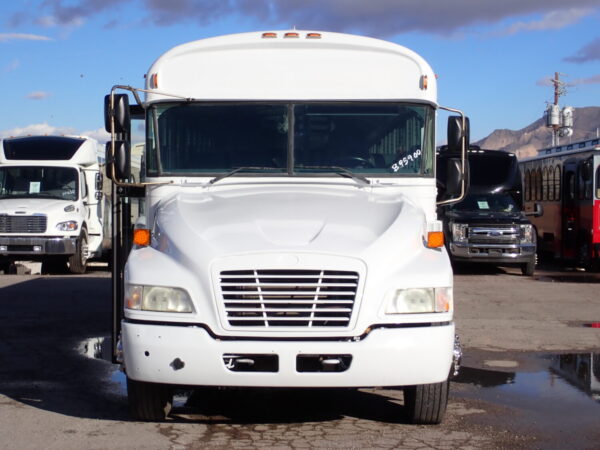 2013 Blue Bird Vision School Bus B95900 - Image 2