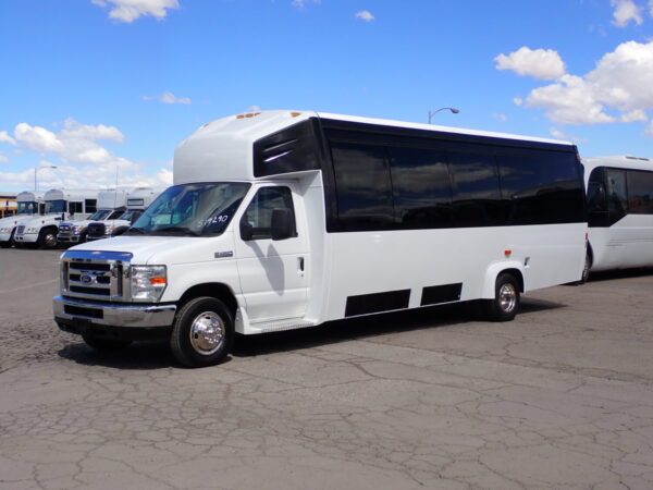 2016 Ameritrans 285 Executive Shuttle Bus S19290 - Image 3