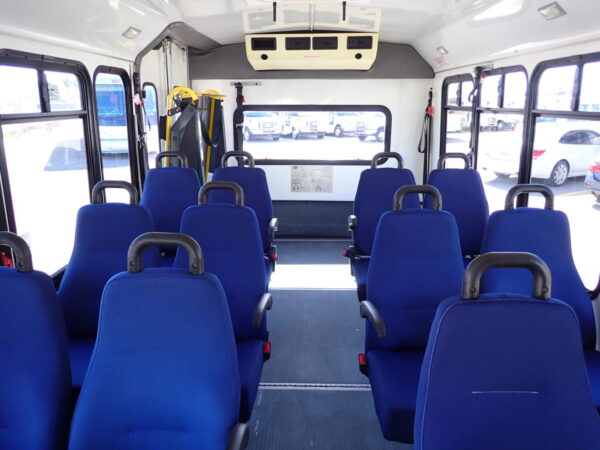 2010 ElDorado Aerotech Lift Equipped Shuttle Bus S97418 - Image 9