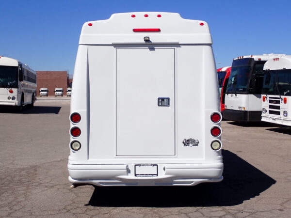 2014 Turtle Top Van Terra Shuttle Bus S26824 - Image 6