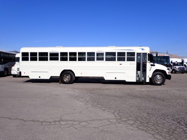 2018 Blue Bird Vision School Bus B45215 - Image 4