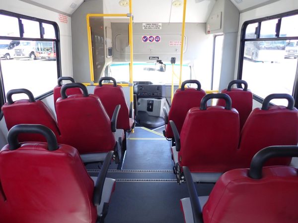 2014 Glaval Universal Lift Equipped Shuttle Bus S10288 - Image 10