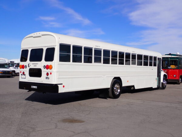 2015 Blue Bird Vision School Bus B08392 - Image 7