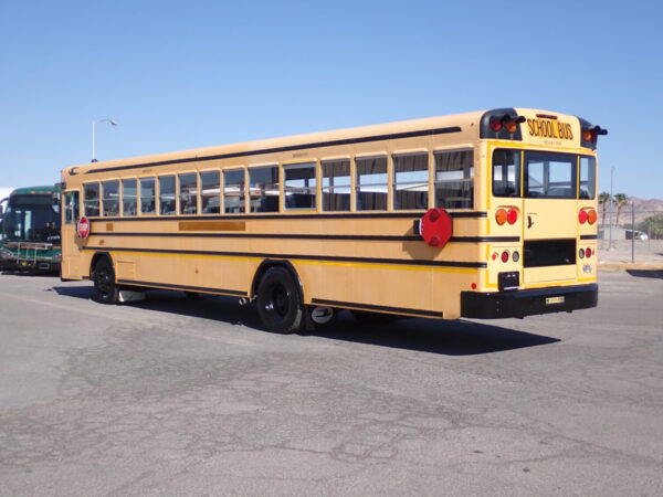 2011 Blue Bird All American FE B80814 - Image 5