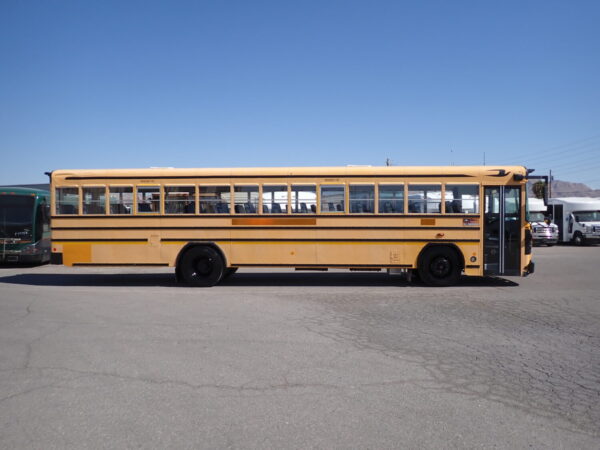 2011 Blue Bird All American FE B80818 - Image 4