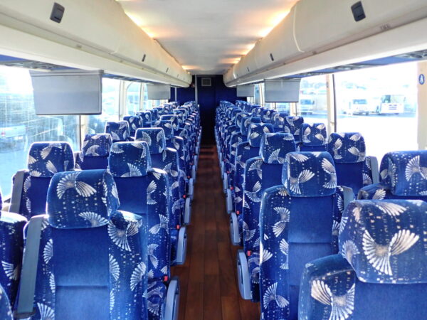2013 Prevost H3-45 Luxury Highway Coach C12215 - Image 9