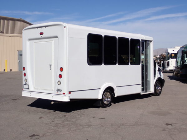 2019 World Trans Transit 230 Shuttle Bus S43817 - Image 7