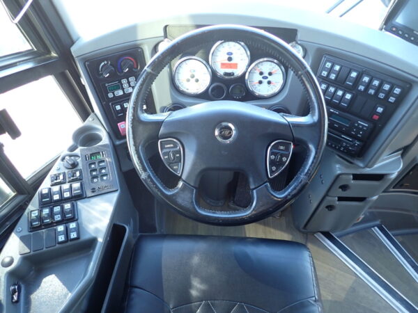 2016 MCI J4500 Highway Coach C67632 - Image 11