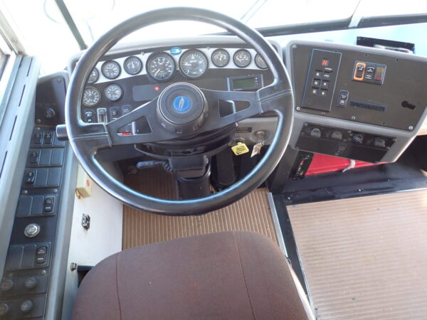 2004 Blue Bird All American School Bus B13930 - Image 10