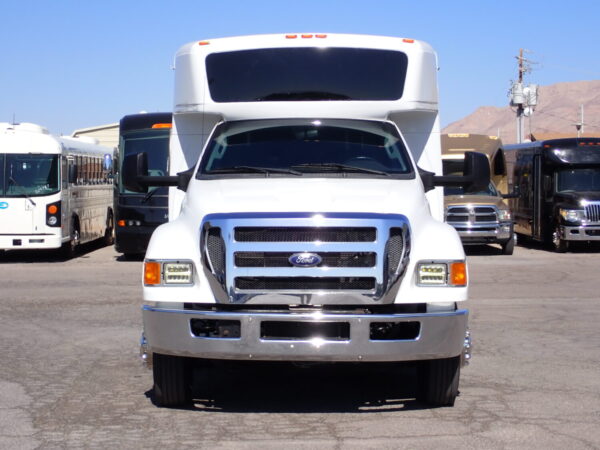 2015 Champion Defender Shuttle Bus S07163 - Image 2