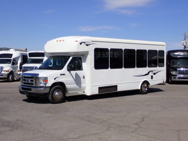 2019 Starcraft Allstar MVP Shuttle Bus S63782 - Image 3