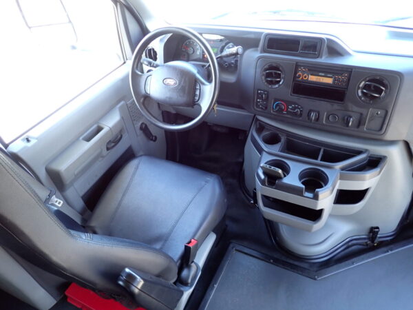 2019 Starcraft Allstar MVP Shuttle Bus S63782 - Image 11