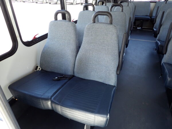 2013 Starcraft Allstar Lift Equipped Shuttle Bus S95297 - Image 8