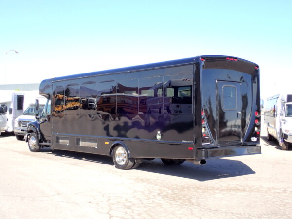 2013 Starcraft Allstar XL Shuttle Bus S08978 - Image 5