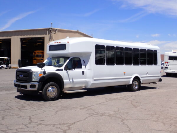 2016 ElDorado Aero Elite Lift Equipped Shuttle Bus S51929 - Image 3