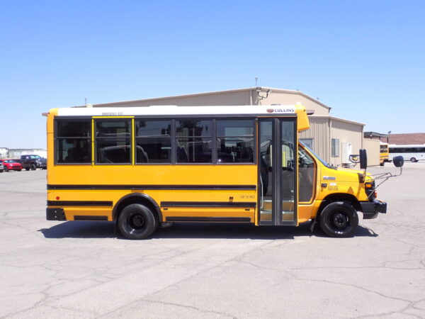 2017 Collins School Bus B20719 - Image 4